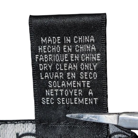 Bebe Y2K 2000s Black Striped Ribbed Lace Trim Silk Blend V-Neck Baby Top Medium - Picture 9 of 9